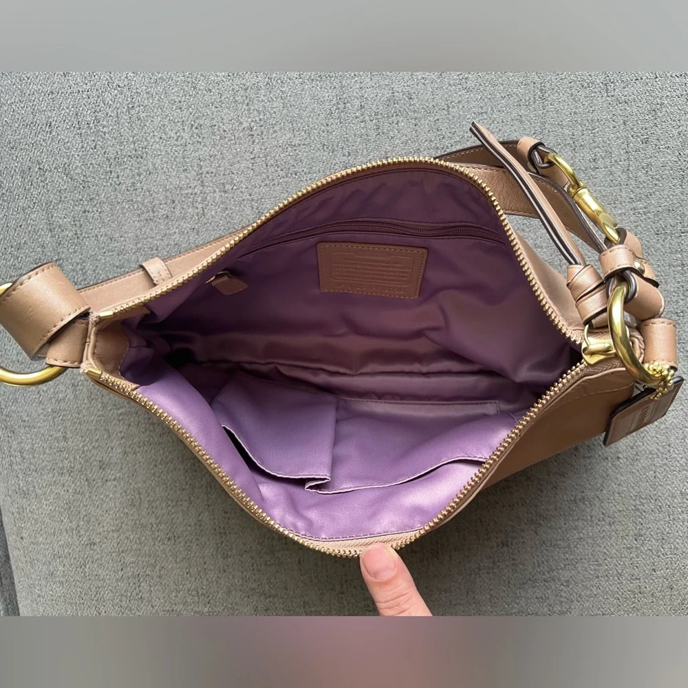 Coach East West Convertible strap Leather Shoulder bag